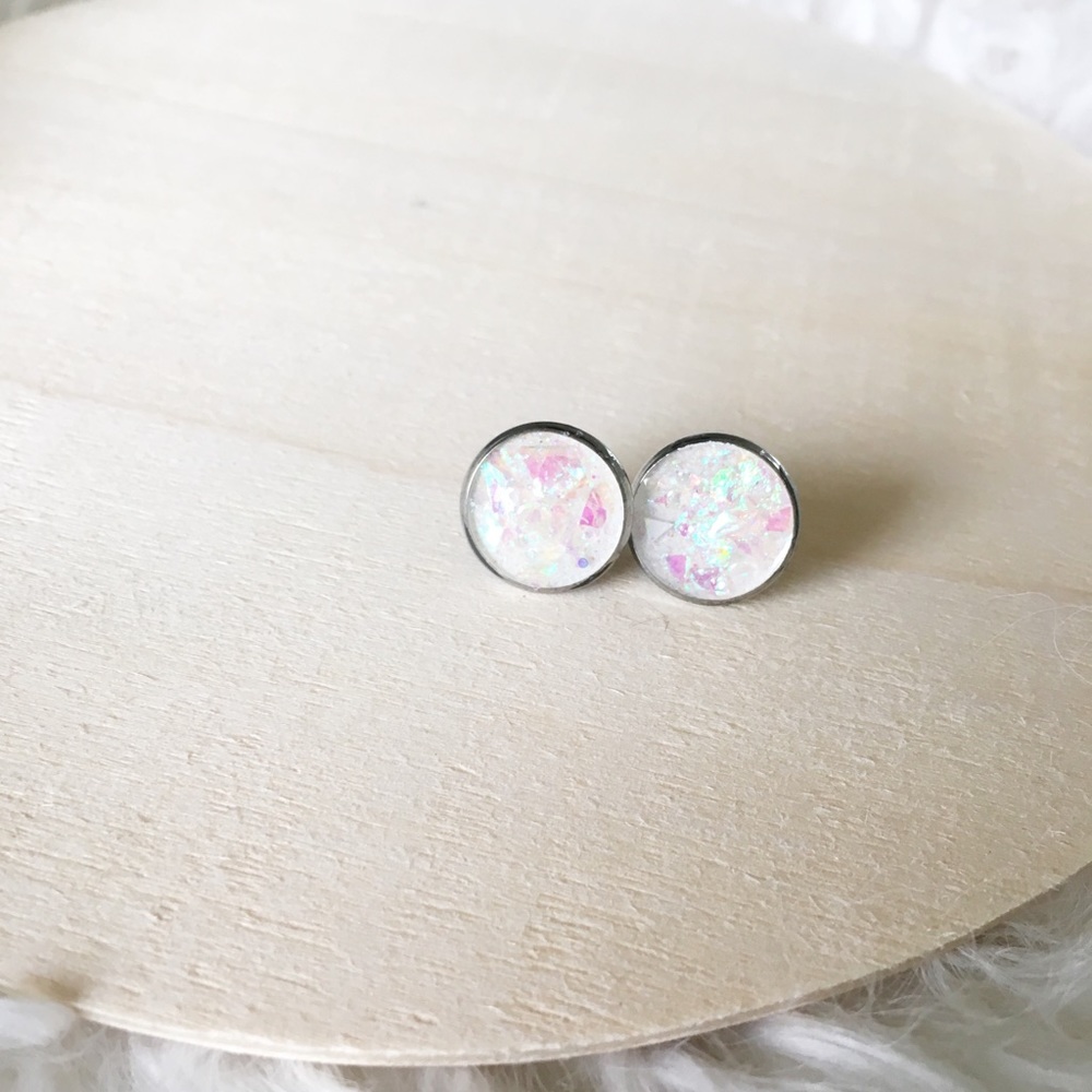 Cute earrings🦚